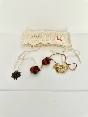 Autumn/Fall/Halloween Season Decor Charms-Pumpkin, Acorns & Leaves